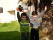 أخي عمر في اليمين في فلسطين عام 2007